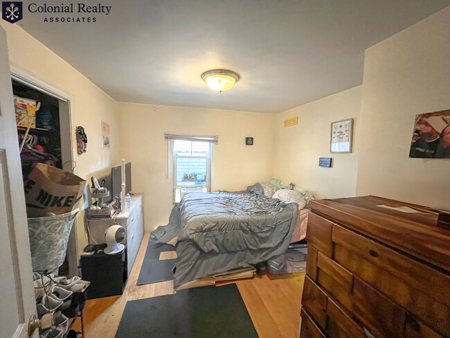 Building Photo - 64 Tremont St