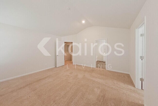 Building Photo - 354 Common Reed Dr