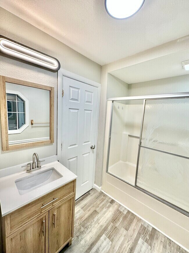 Building Photo - 1505 24th St