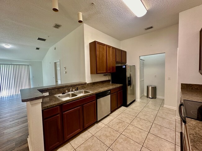 Building Photo - 209 Larkin Pl