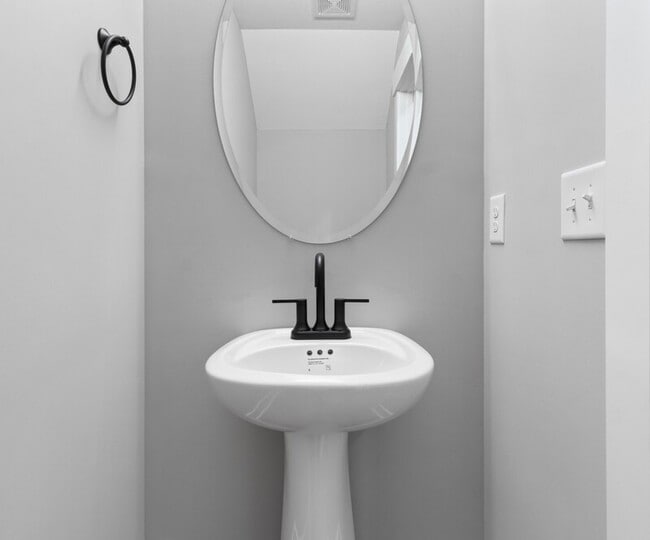 Building Photo - 106 Jonathan Wade Cir