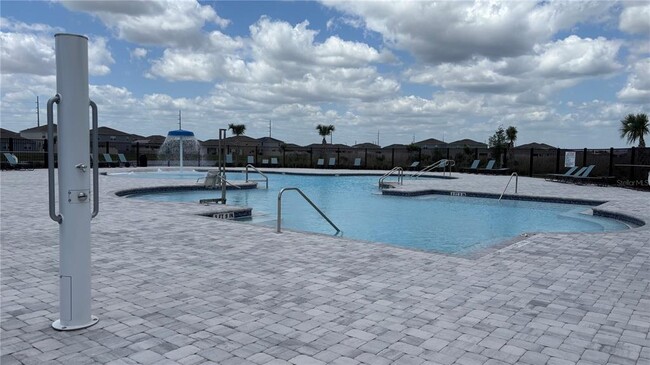 Building Photo - 2980 Waterlily Wy