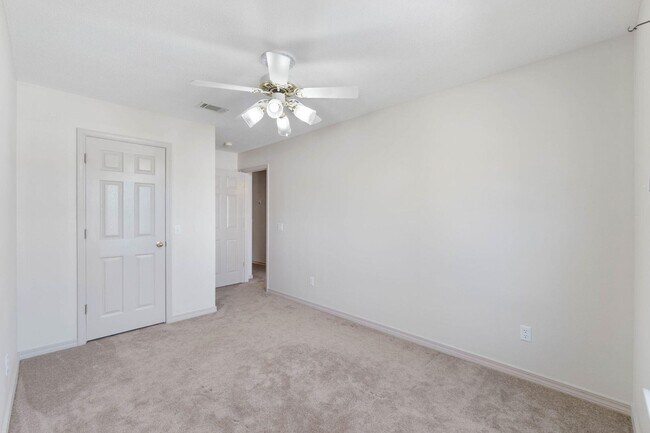 Building Photo - Turn-Key 3 Bed, 2.5 Bath Two-Story Home – ...