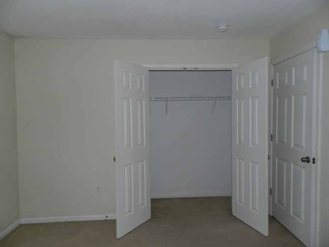 Building Photo - 222 Settlers Pass