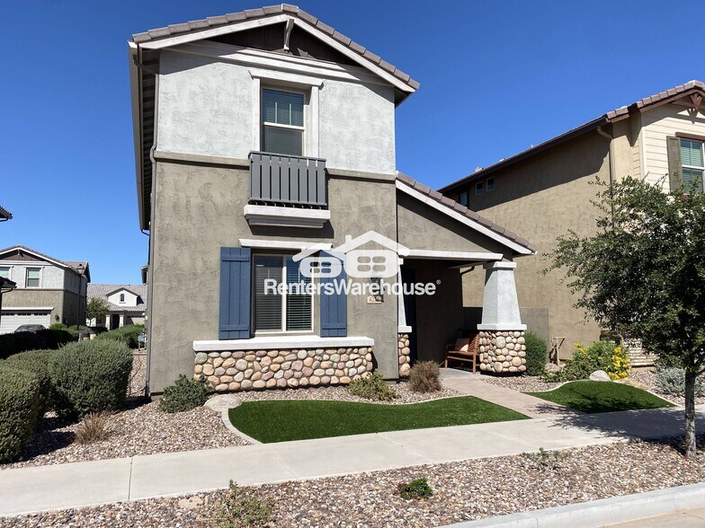 Primary Photo - 4274 E Bethena St