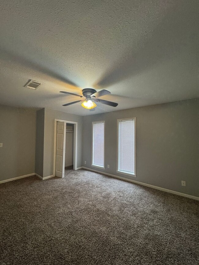 Building Photo - Rental Property