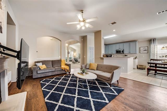 Building Photo - 2732 Excalibur Dr