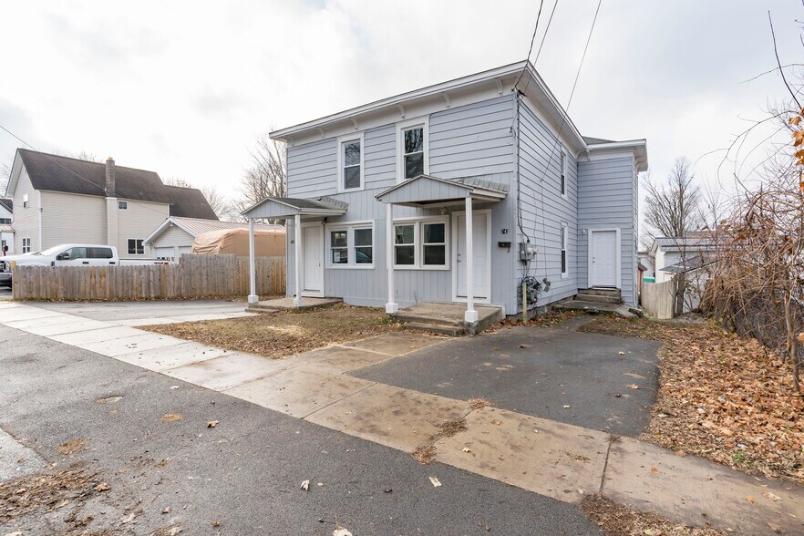 Building Photo - 741 Griffin St