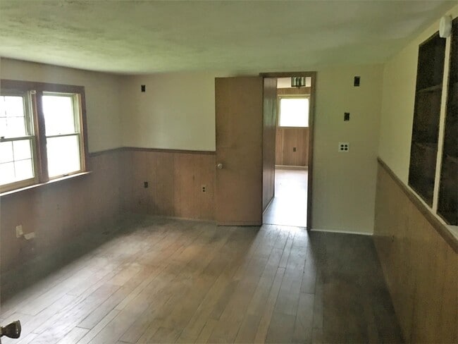 Building Photo - 32 Counterfeit Way