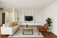 Building Photo - 5625 N Sumner Way