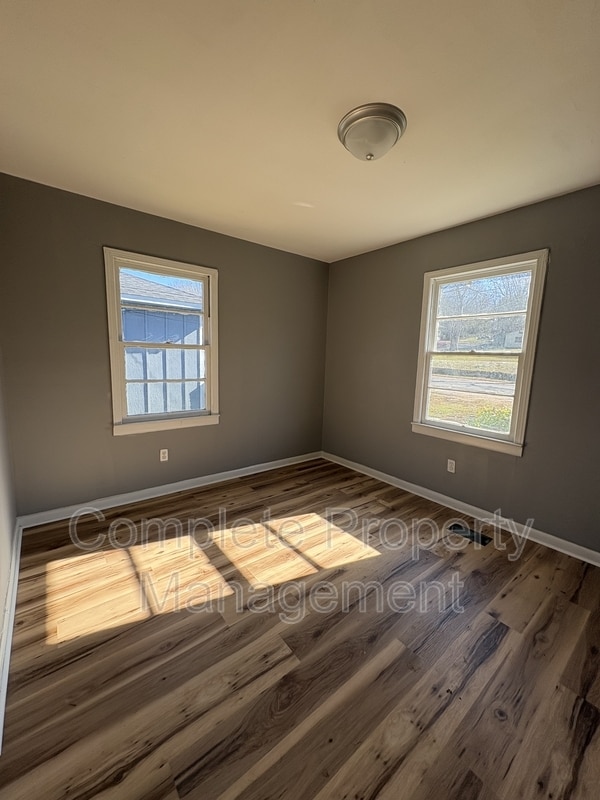 Building Photo - 808 Fairfax Ave