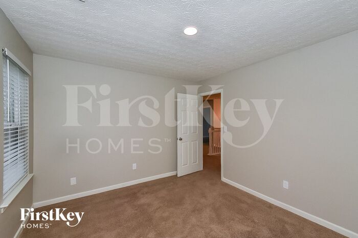 Building Photo - 4831 Wexford Trail
