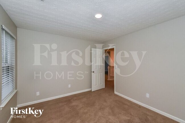 Building Photo - 4831 Wexford Trail