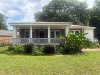 Building Photo - Your Next Home Awaits – Spacious Rental in a Convenient Location