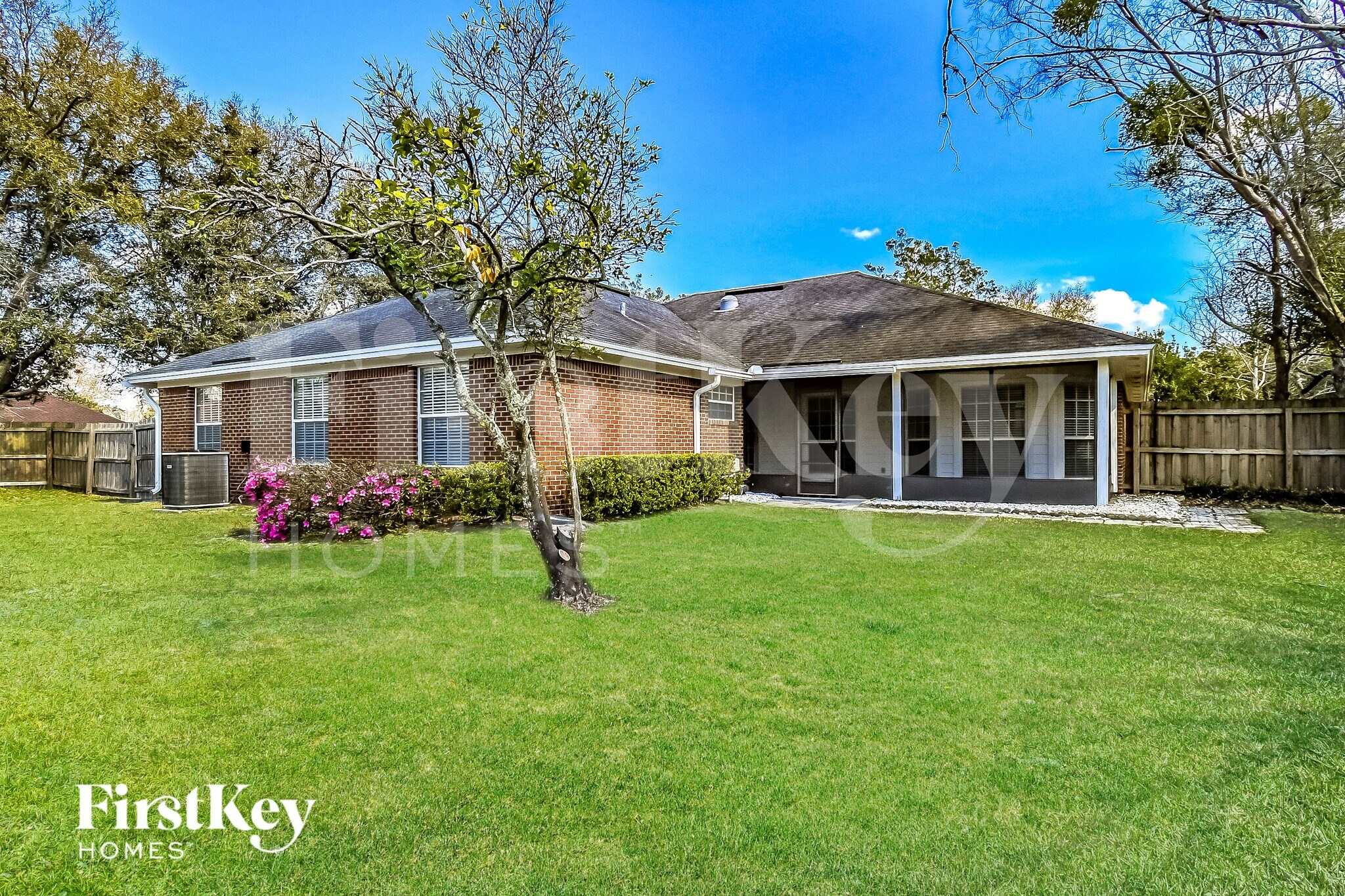 Building Photo - 4630 Pebble Brook Dr