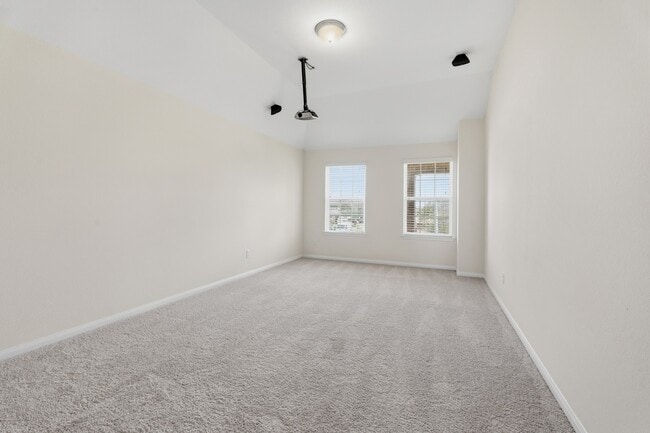 Building Photo - 2202 Lago Canyon Ct