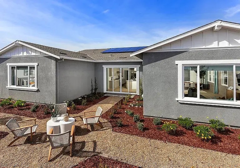 Building Photo - 8318 Lamplight Dr