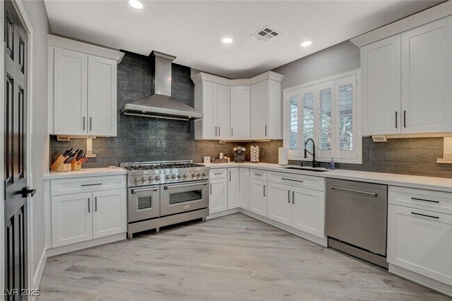 Building Photo - 5938 Creekside Sands Ln