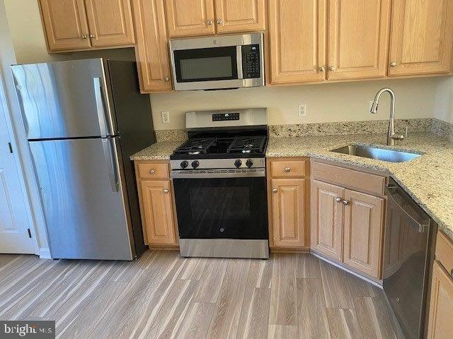 Building Photo - 7424 Tour Dr