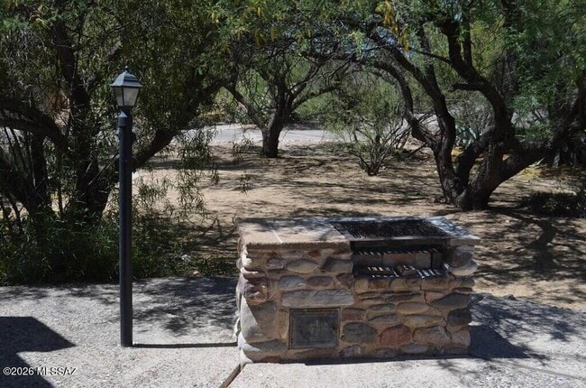 Building Photo - 9159 E Broadway Blvd