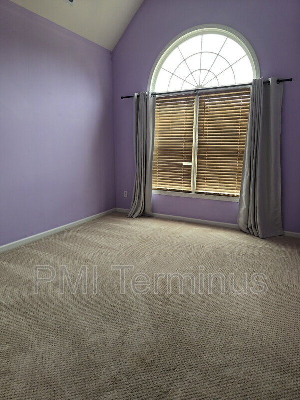 Building Photo - 3307 Fieldwood Dr SE