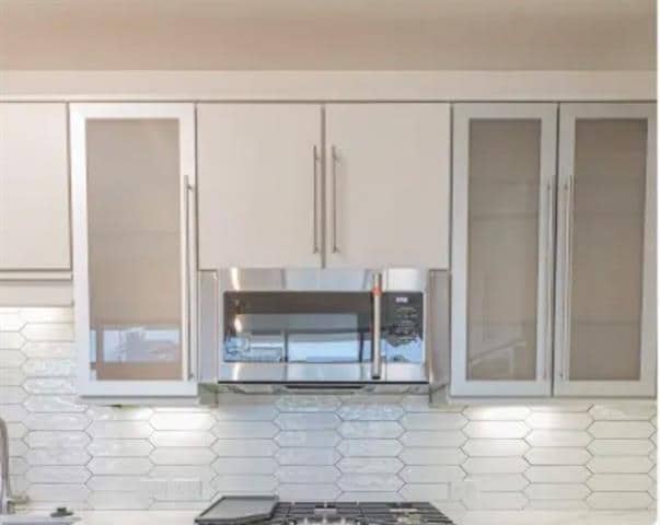 Building Photo - 1700 Cedar Springs Rd