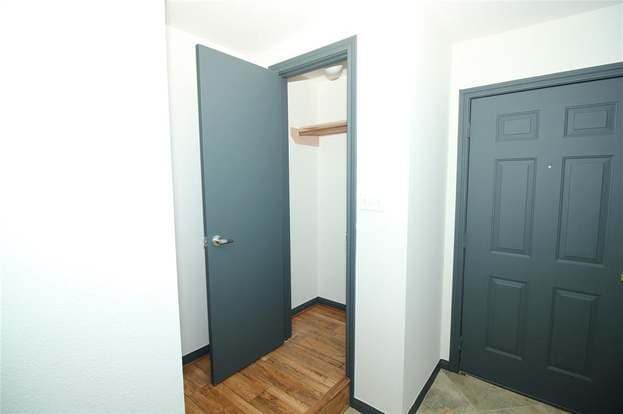 Building Photo - 4960 Milwee St