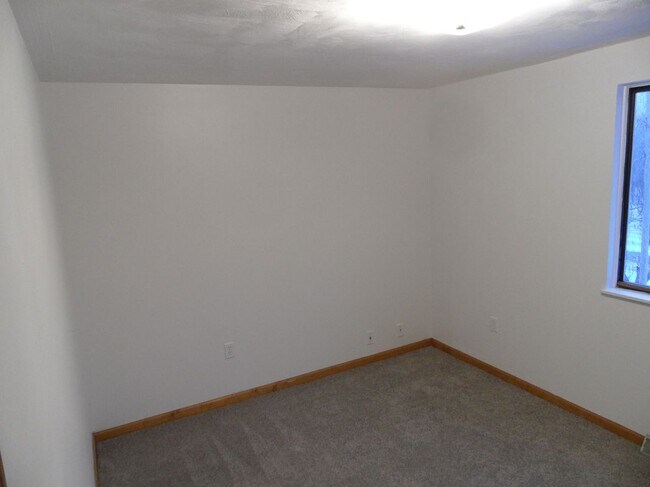 Building Photo - 921 Onondaga St