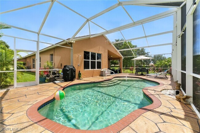 Building Photo - 2085 Painted Palm Dr