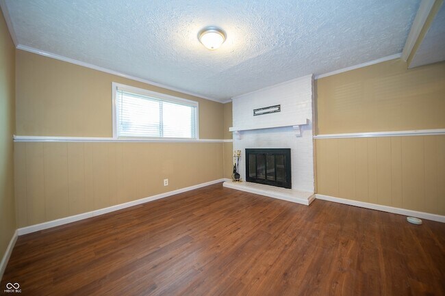 Building Photo - 8307 Castle Farms Rd