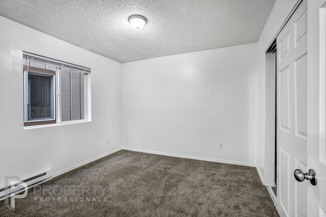 Building Photo - Apartment for Rent in Downtown Silt