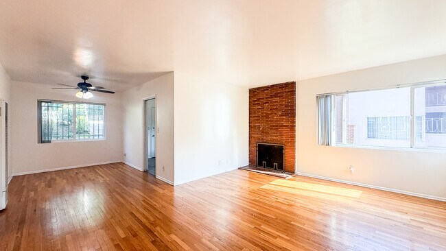 Building Photo - 4107 Don Tomaso Dr