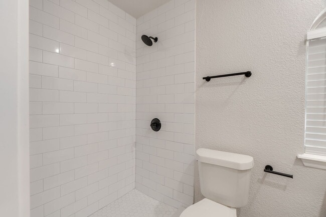 Building Photo - 2704 NW 115th St