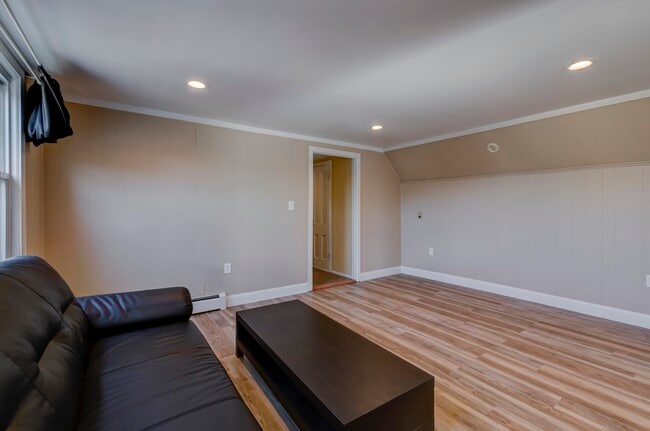 Building Photo - 788 Avenue A Ave