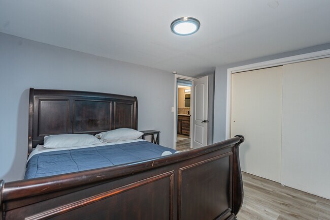 Building Photo - 173 Mountainview Rd