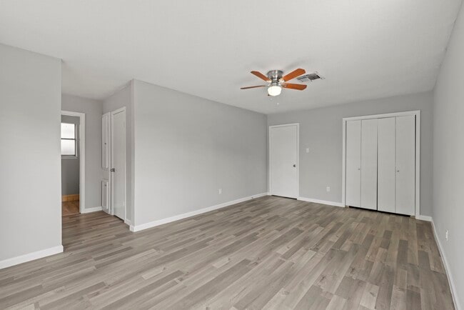 Building Photo - 3808 Corto St