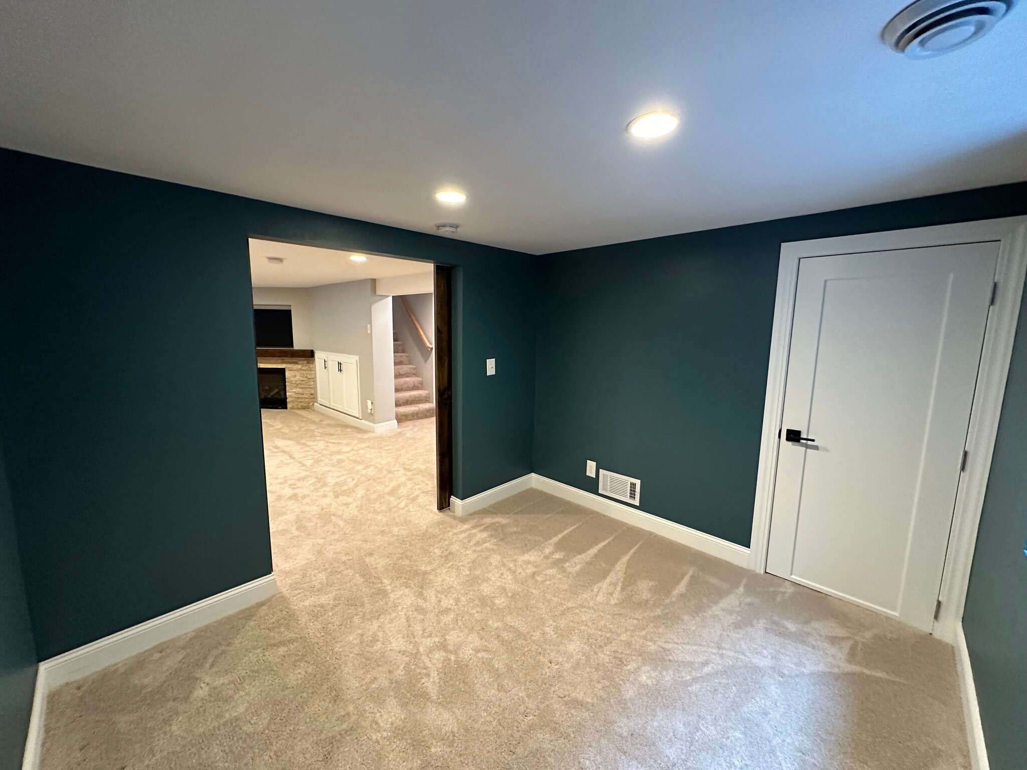 Building Photo - 2934 Rhode Island Ave S