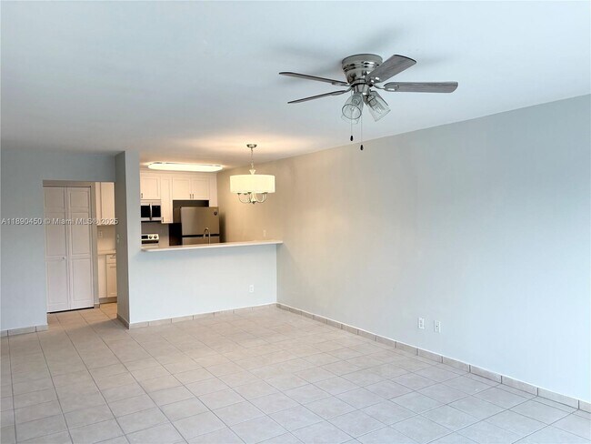 Building Photo - 11250 SW 13th St