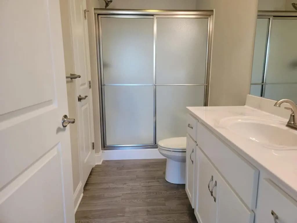 Building Photo - 605 White Chapel Rd