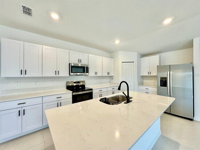 Building Photo - 10275 Purple Leaf Ct