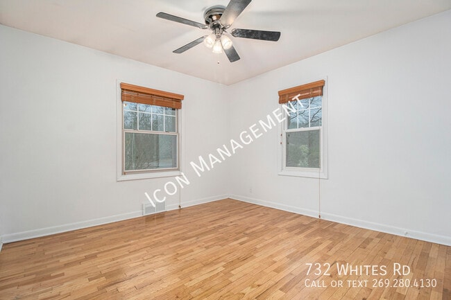 Building Photo - 732 Whites Rd