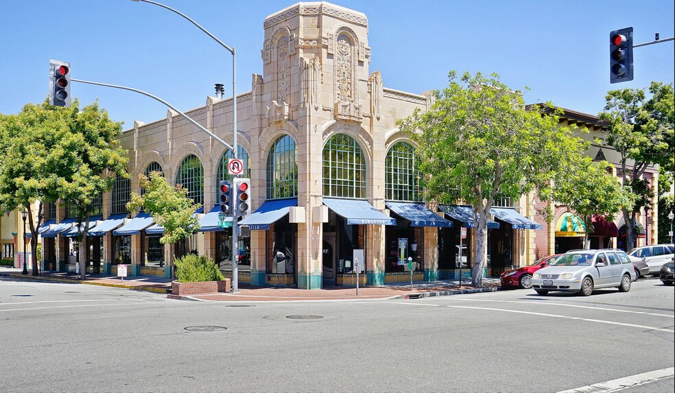 Building Photo - 127 22nd Ave