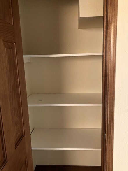 Building Photo - 3515 S West Ave