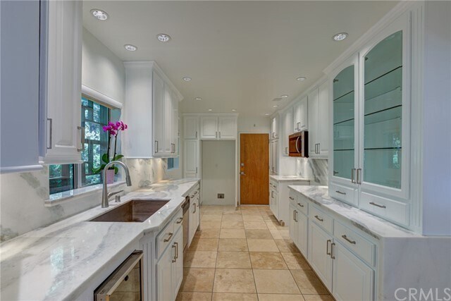 Building Photo - 2740 Hutton Dr