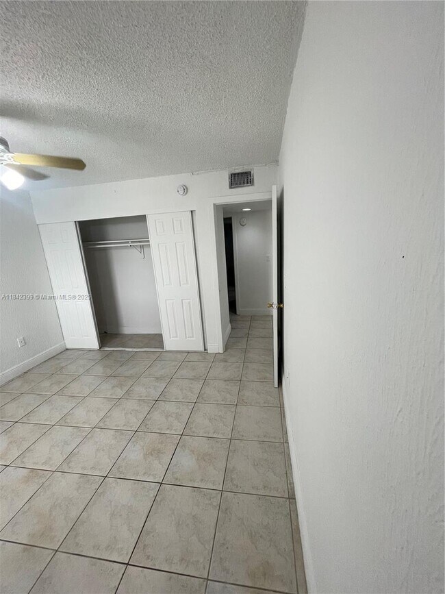 Building Photo - 10500 SW 108th Ave