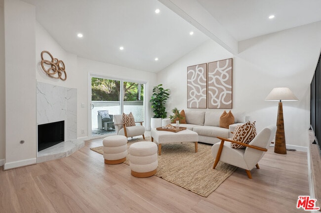 Building Photo - 17109 Palisades Cir