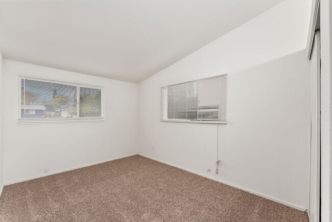 Building Photo - 6404 Stoneman Dr