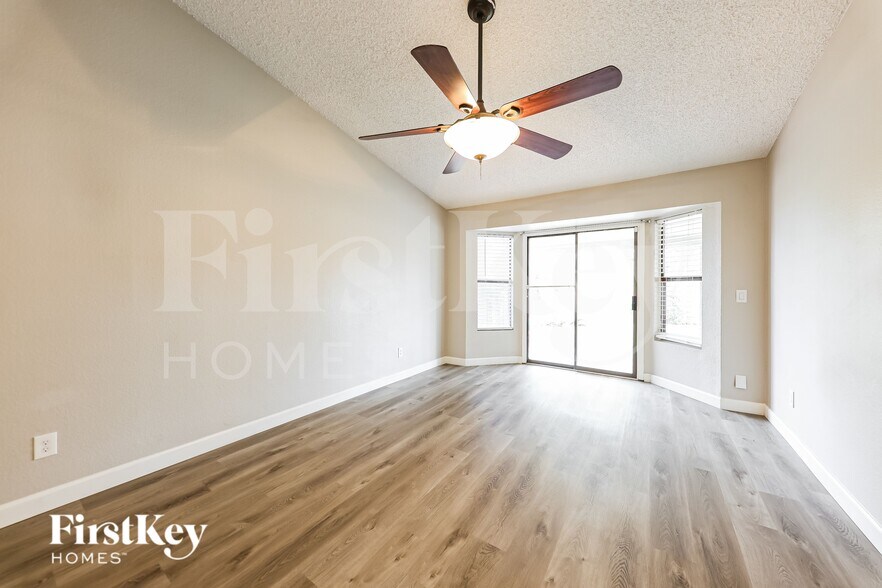 Building Photo - 19626 N 14th Pl