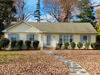 Building Photo - Beautifully Updated 3bdrm/2bth Ranch Style...