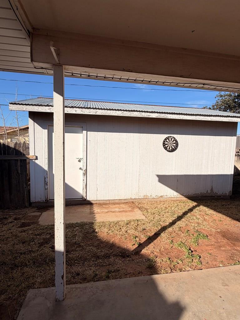 Building Photo - 1617 E 49th St